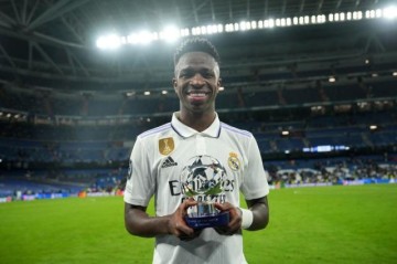 世俱杯盘口分析-1助攻1参与 维尼修斯当选比赛MVP 5年内拿金球？！